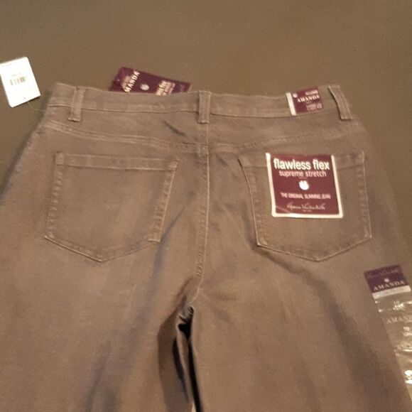 Gloria Vanderbilt "Amanda" sz 10 long jeans NWT tapered legs, classic rise - Picture 10 of 15
